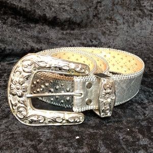 Women belt 37 inches long, silver with jewels